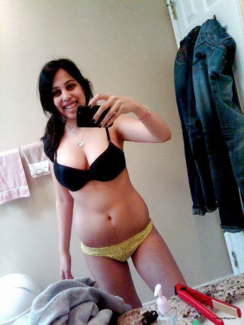 Vergin aunty naked sex pussy fucked